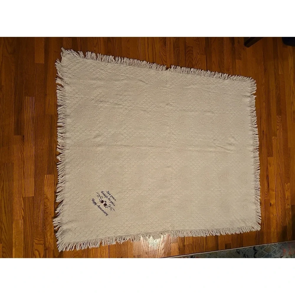 Vtg Heart Fringe Throw Blanket 62x51 Waffle Weave Lap Baby Decor White Anniversa